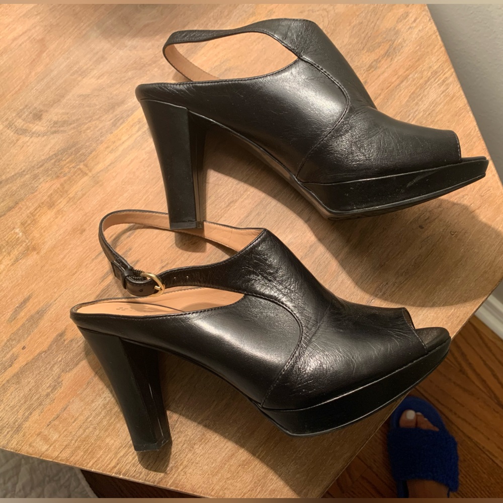Black comfortable heels
